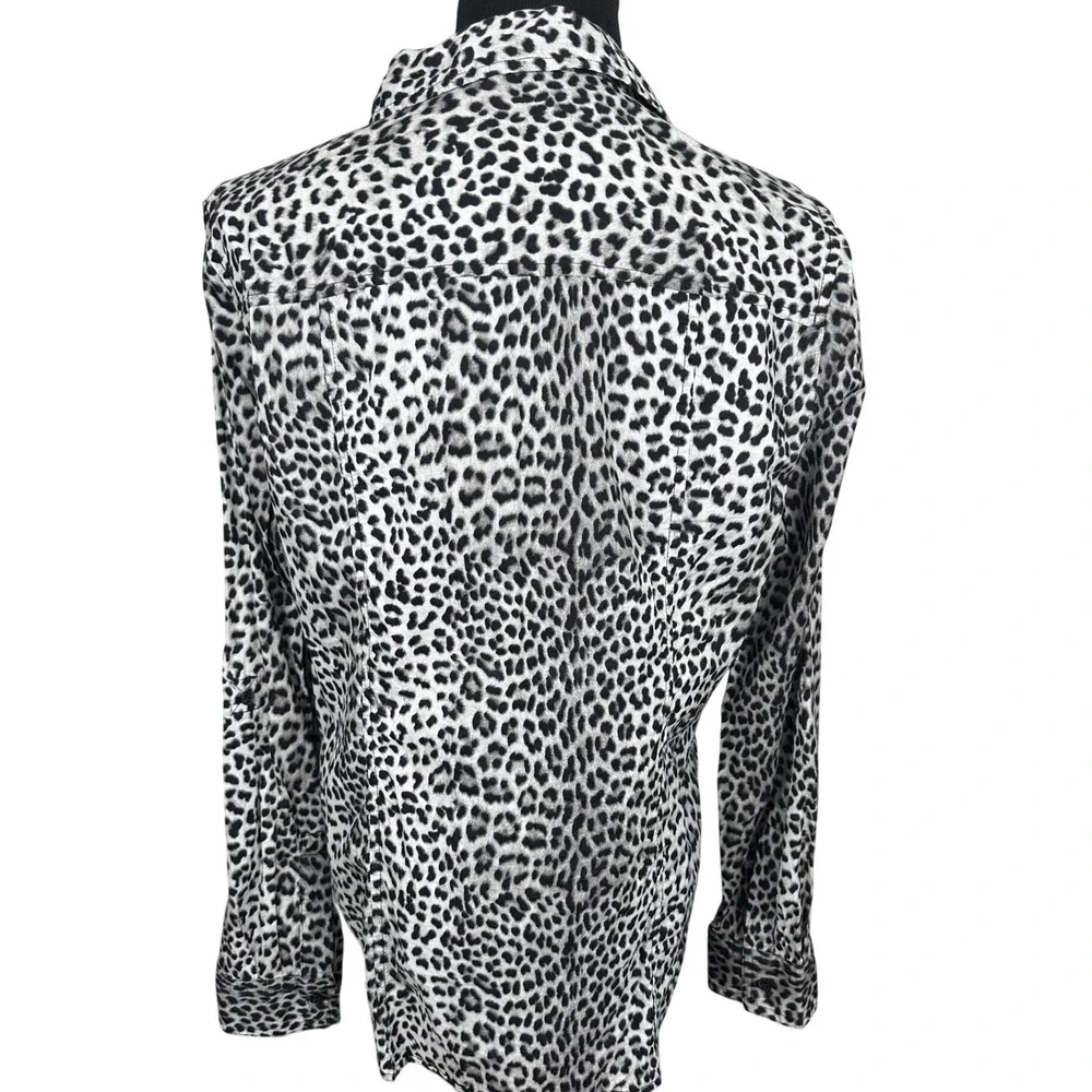 Michael Kors Leopard Print Button Shirt L Tailored Safari Blouse Animal Print - Picture 3 of 7